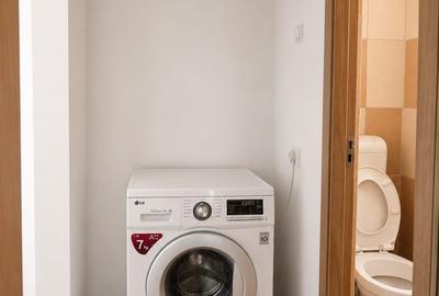 Apartament cu 3 camere semidecomandat în Tache