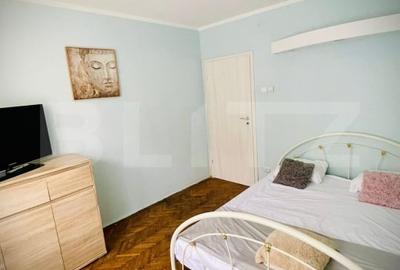 Apartament cu 2 camere semidecomandat, mobilat în Rovine