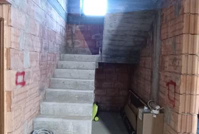 Casă individuală cu 5 camere cu Canalizare în Măgura - 3