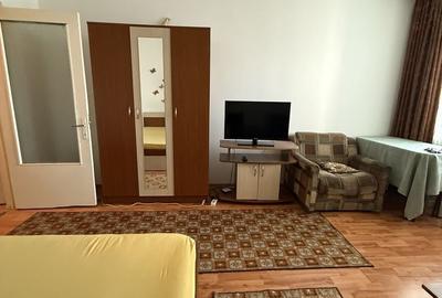 Garsonieră decomandată în Craiovei