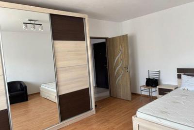 Garsonieră decomandată, mobilată în Obor