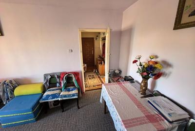 Apartament cu 3 camere semidecomandat în Central - 2