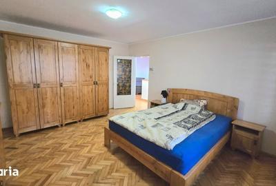 Apartament cu 3 camere decomandat în Micro 16 - 4