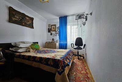 Apartament cu 3 camere semidecomandat în Micro 5 - 3