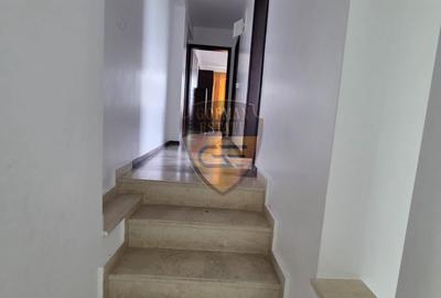 Casă individuală cu 5 camere cu Canalizare în Ultracentral - 17