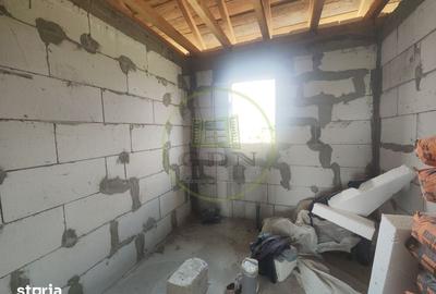 Casă cu 4 camere cu Teren 402 Mp în Ișalnița - 7