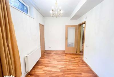 Apartament cu 5 camere semidecomandat, mobilat în Aviatorilor - 6