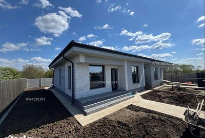 Casă cu 3 camere decomandat cu Teren 375 Mp în Berceni - 2