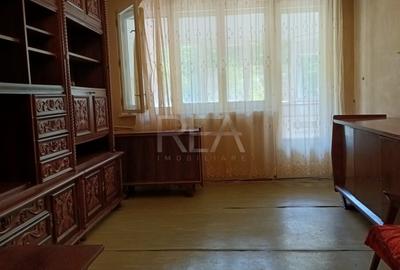 Apartament cu 3 camere decomandat, mobilat în Apusului
