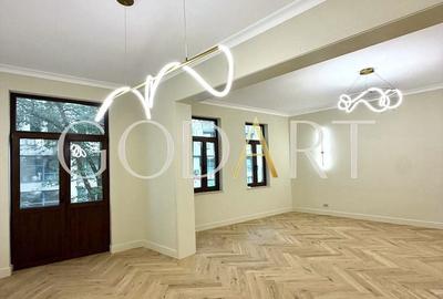 Apartament cu 4 camere decomandat în Dacia