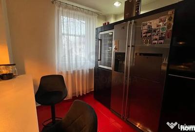Apartament cu 3 camere decomandat în Muncii