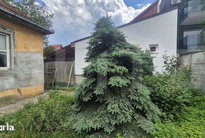 Casă cu 4 camere cu Teren 223 Mp în Central - 9