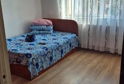 Apartament cu 2 camere decomandat în Casa de Cultură