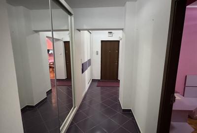 Apartament cu 3 camere decomandat în Ultracentral
