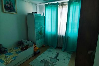 Apartament cu 3 camere semidecomandat, mobilat în Rahova - 6