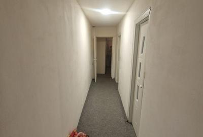 Apartament cu 4 camere semidecomandat în Central - 6