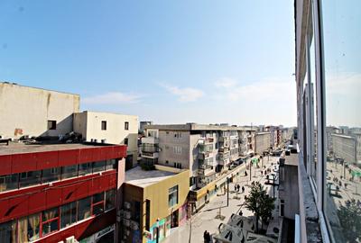Apartament cu 3 camere decomandat în Tomis Mall - 17