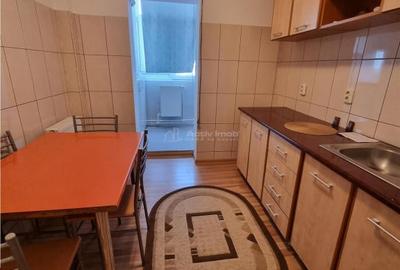 Apartament cu 2 camere decomandat în 1 Mai - 2