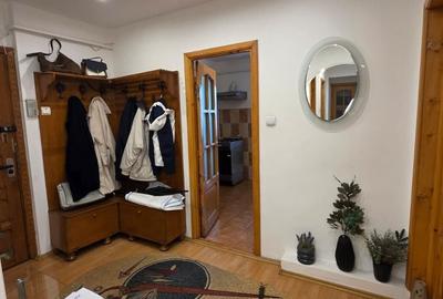 Apartament cu 3 camere decomandat în Tache - 1