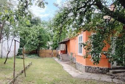 Apartament cu 4 camere în Central - 2