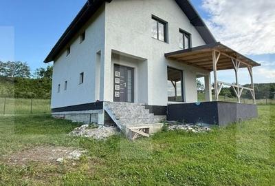 Casă cu 4 camere în Mihai Eminescu - 1