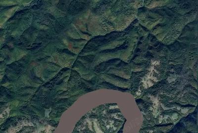 Teren de 600000 mp, în Central