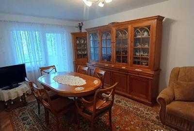 Apartament cu 3 camere decomandat, mobilat în Valea Aurie - 1