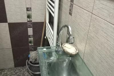 Garsonieră decomandată în Gării