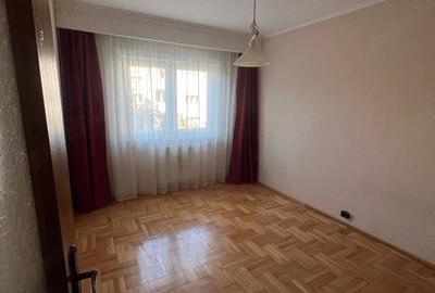 Apartament cu 3 camere decomandat în Rogerius - 5