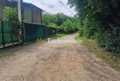 Teren de 12421 mp, în Central