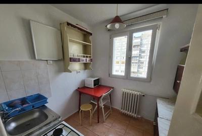 Apartament cu 2 camere decomandat în Gheorghe Lazăr - 3