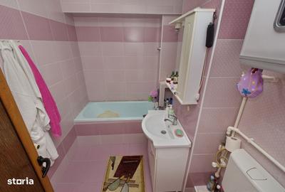 Apartament cu 3 camere decomandat în Mazepa 2