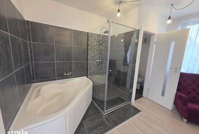Casă cu 4 camere cu Teren 30 Mp în Centrul Civic - 3