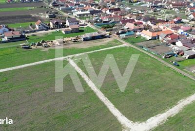 Teren de 447 mp, în Hălchiu - 8
