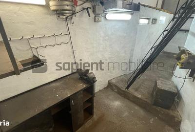 Spațiu comercial, de 64 mp, în Central