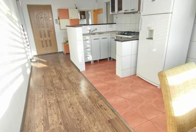 Apartament cu 2 camere decomandat în Tudor