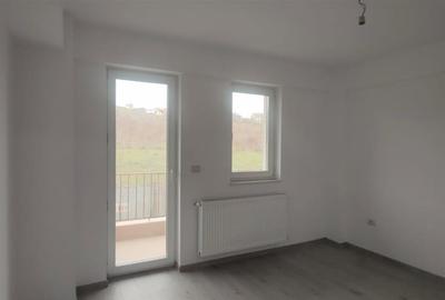 Apartament cu 2 camere decomandat în Bucium - 3