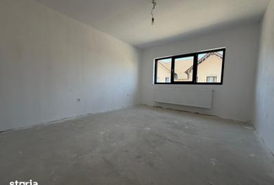 Apartament cu 3 camere în Șelimbăr