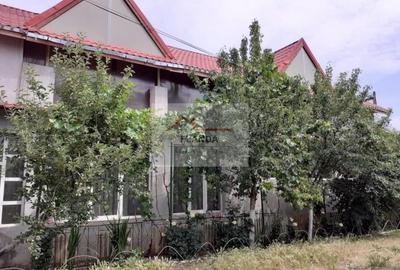 Casă cu 6 camere cu Teren 1000 Mp în Florești-Stoenești