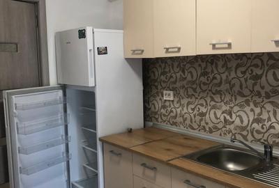Garsonieră decomandată în Central - 7