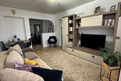 Apartament cu 2 camere decomandat în Central - 1