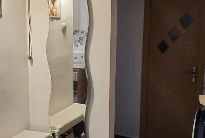 Apartament cu 2 camere decomandat, mobilat în Anda