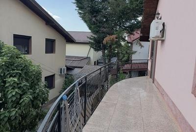 Casă cu 5 camere cu Teren 100 Mp în Domnești - 13