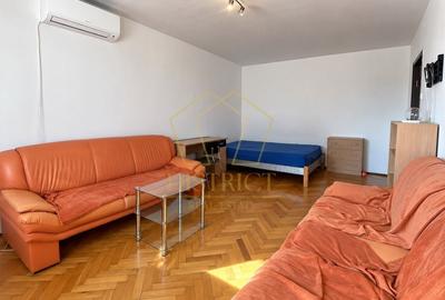 Garsonieră decomandată, mobilată în Complex Studențesc - 2