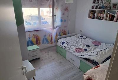 Apartament cu 3 camere decomandat în Central - 1