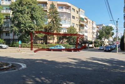 Apartament cu 3 camere decomandat în Ultracentral