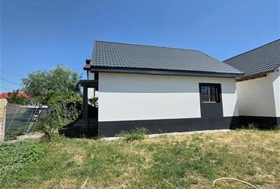 Casă individuală cu 4 camere cu Canalizare în Lumina - 5