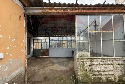 Casă cu 3 camere cu Teren 1300 Mp în Șimnicu de Sus - 1