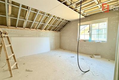 Duplex cu 4 camere cu Canalizare în Moșnița Veche - 9