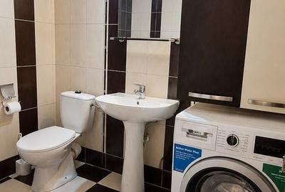 Apartament cu 3 camere decomandat în Tătărași